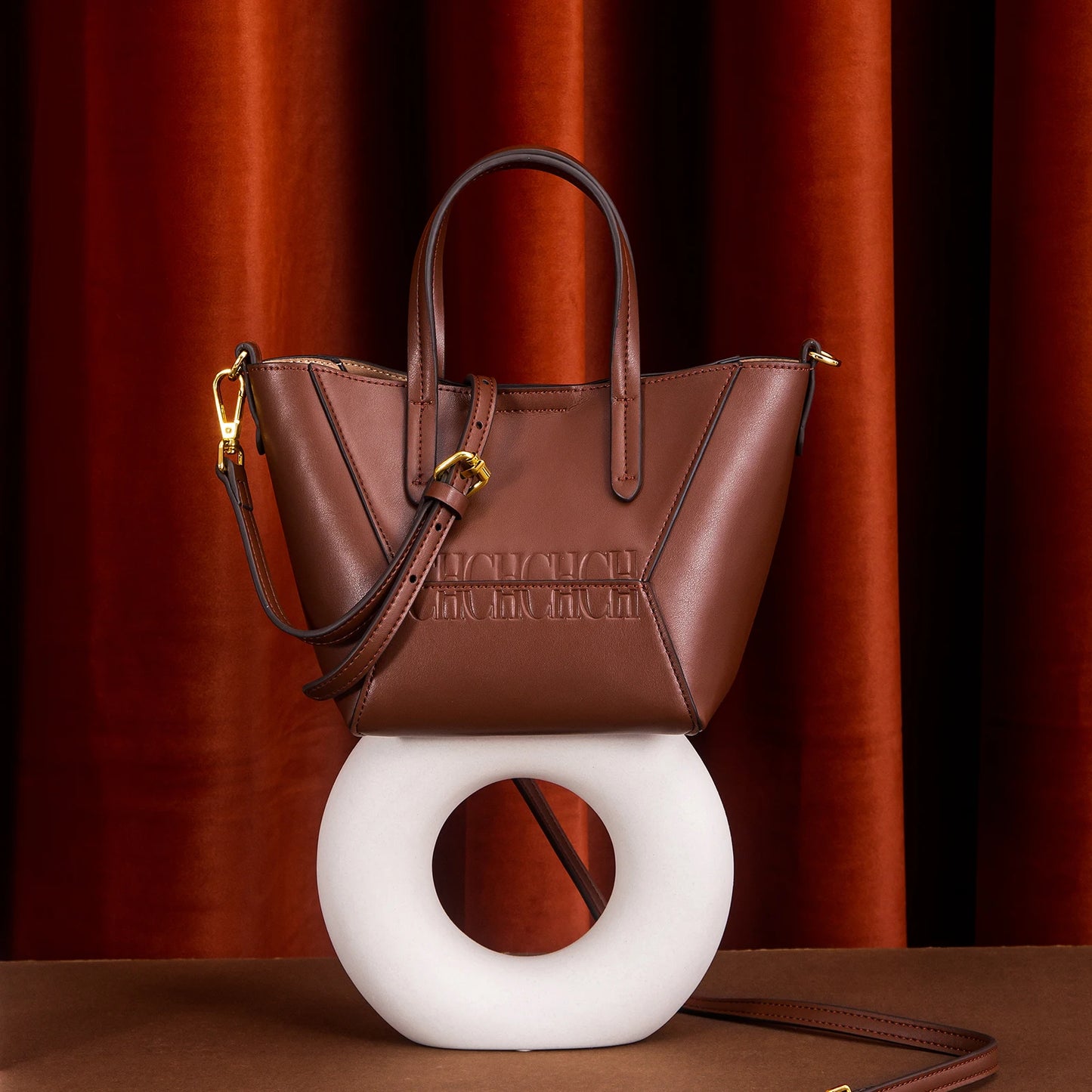 Fashion Women's Large Capacity Handbag 2025 Autumn New Multi Functional Solid Color Women's Shoulder Bag