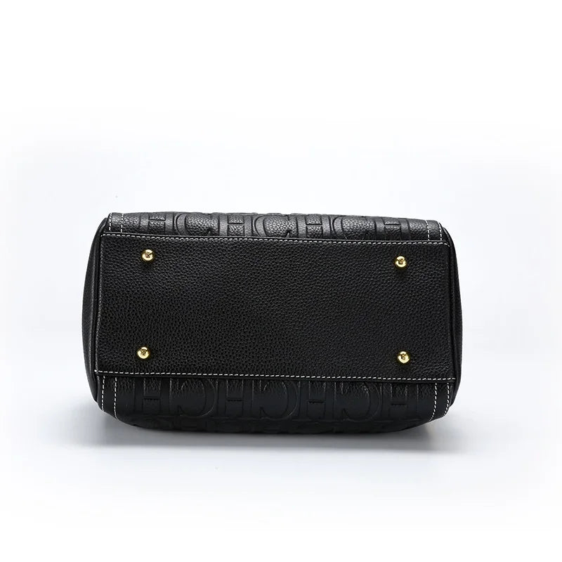 Classic Style Fashion Retro Style Simple Ladies Solid Color Handbag Minimalist Design Leather Large Capacity