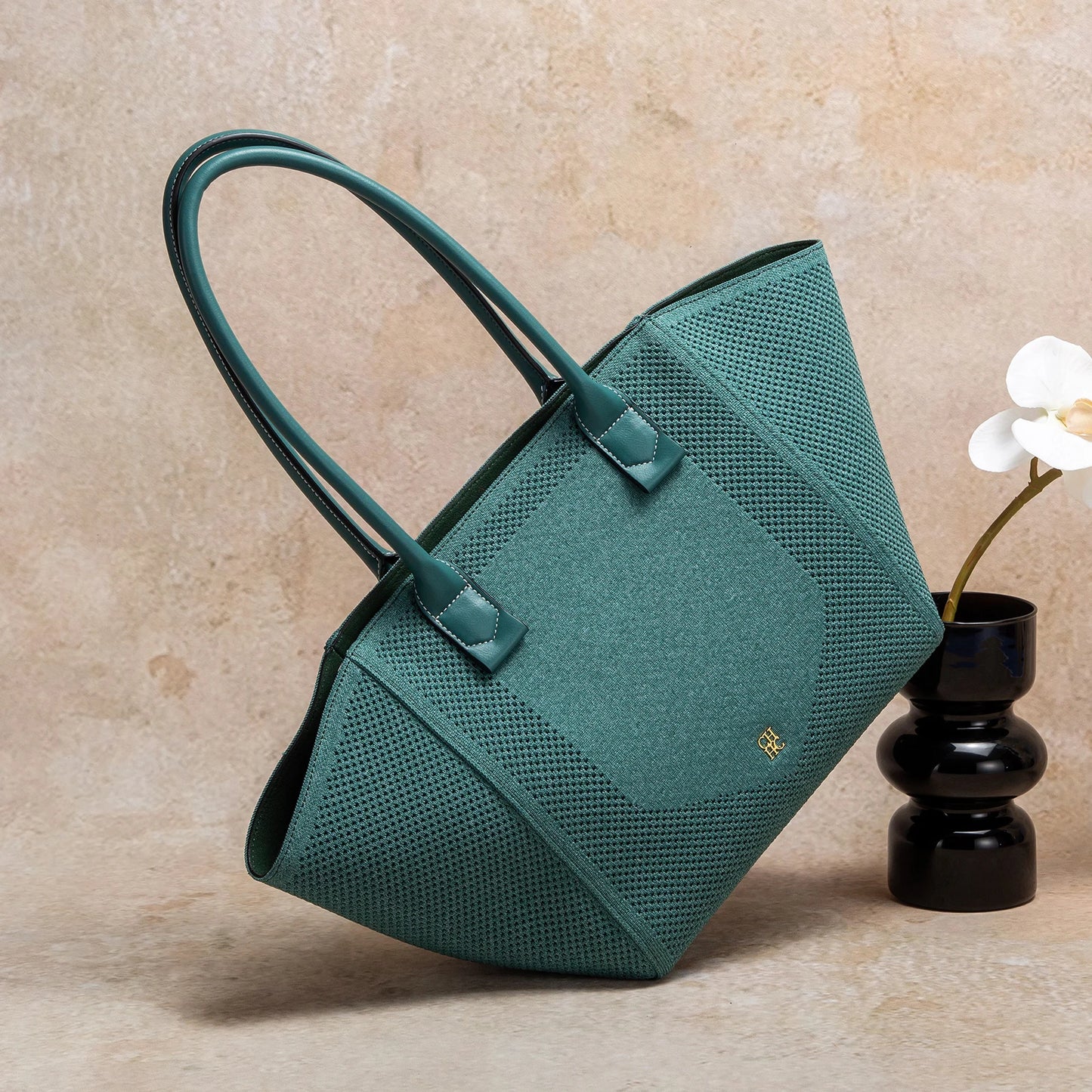 Women's Outdoor Storage Women's Tote Bag Summer New Fabric Hollow Design Large Capacity Beach Bag