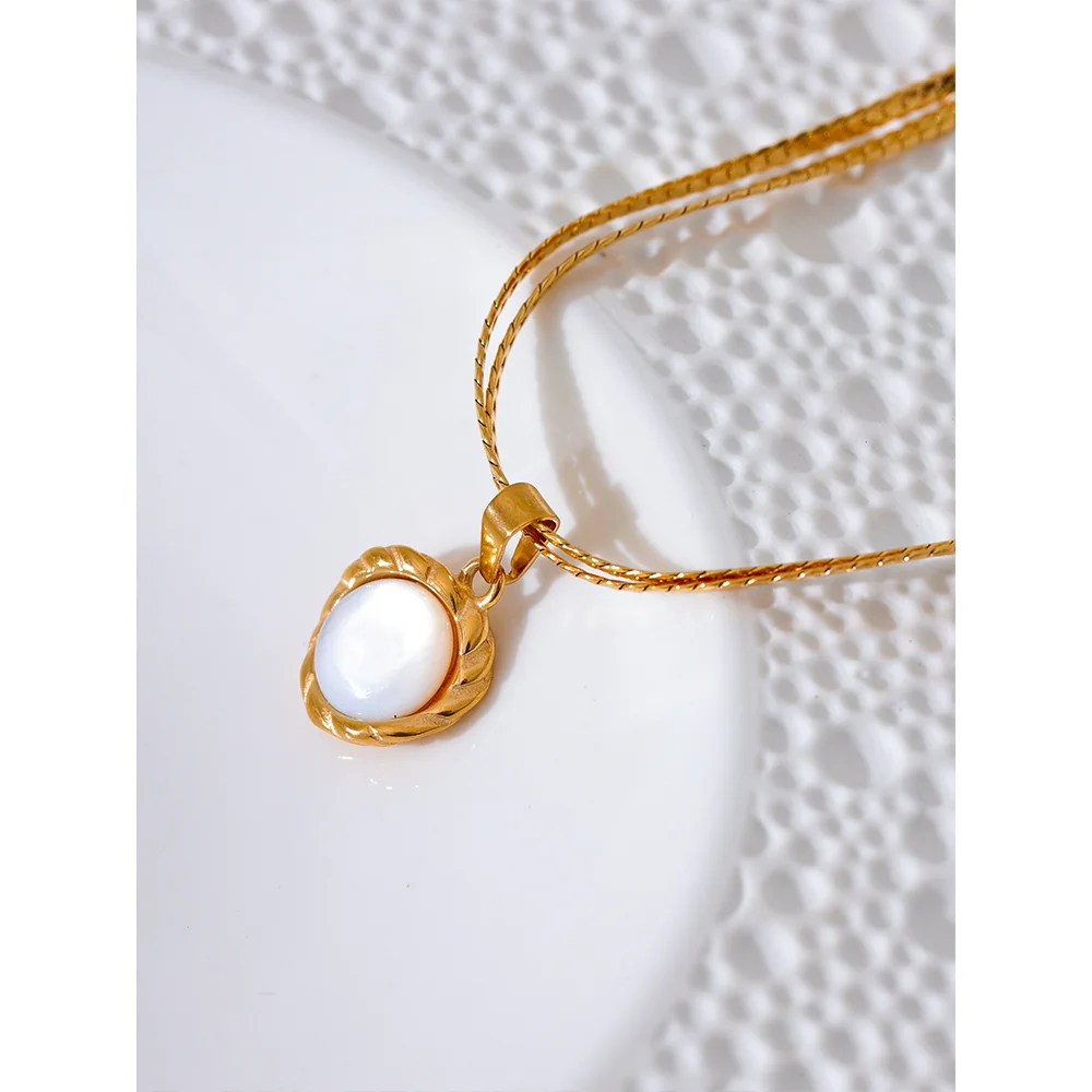 Yhpup Stylish Natural Shell Round Chic Pendant Necklace Water Resistant Stainless Steel Elegant Chain Temperament Jewelry Gift