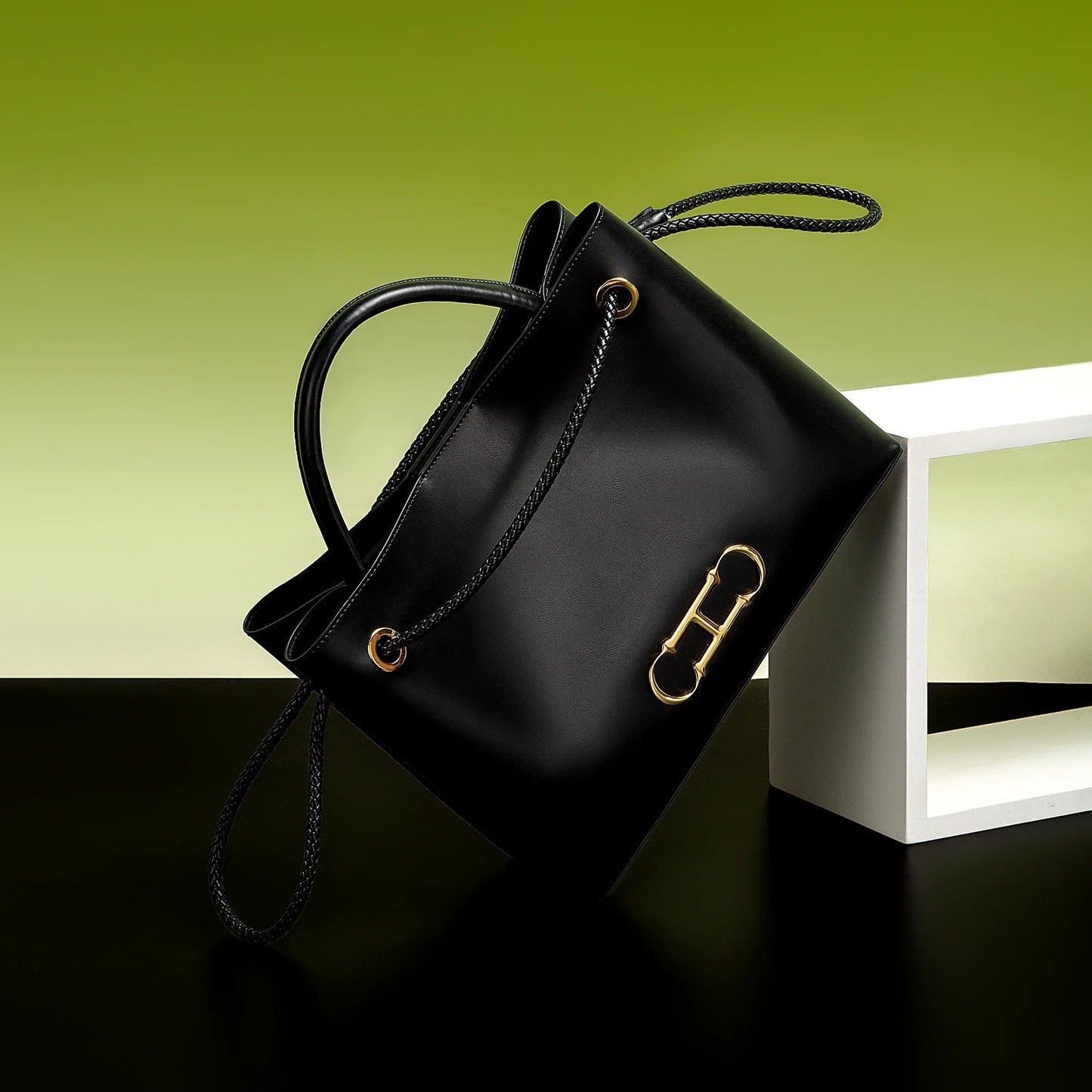 Square Design PU Material Women's Bag Fashion Classic Retro Women's New Solid Color Crossbody Bag