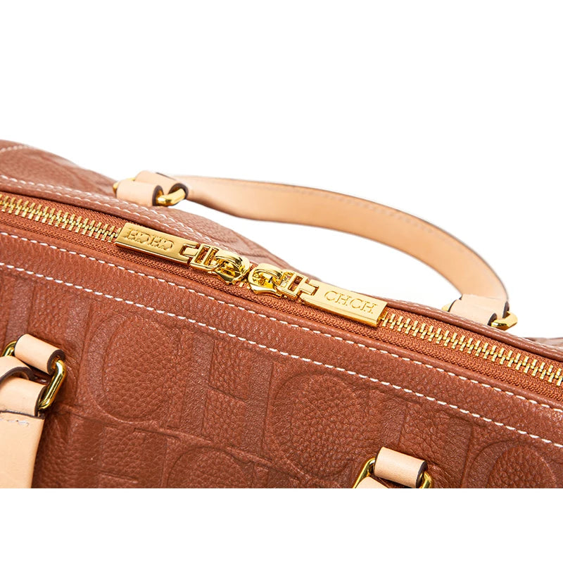 New Large Capacity Women's Handbag Unique and Exquisite Letter Printing Lock Buckle Accessories Solid Color Simplicity