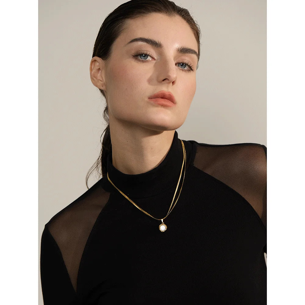 Yhpup Stylish Natural Shell Round Chic Pendant Necklace Water Resistant Stainless Steel Elegant Chain Temperament Jewelry Gift