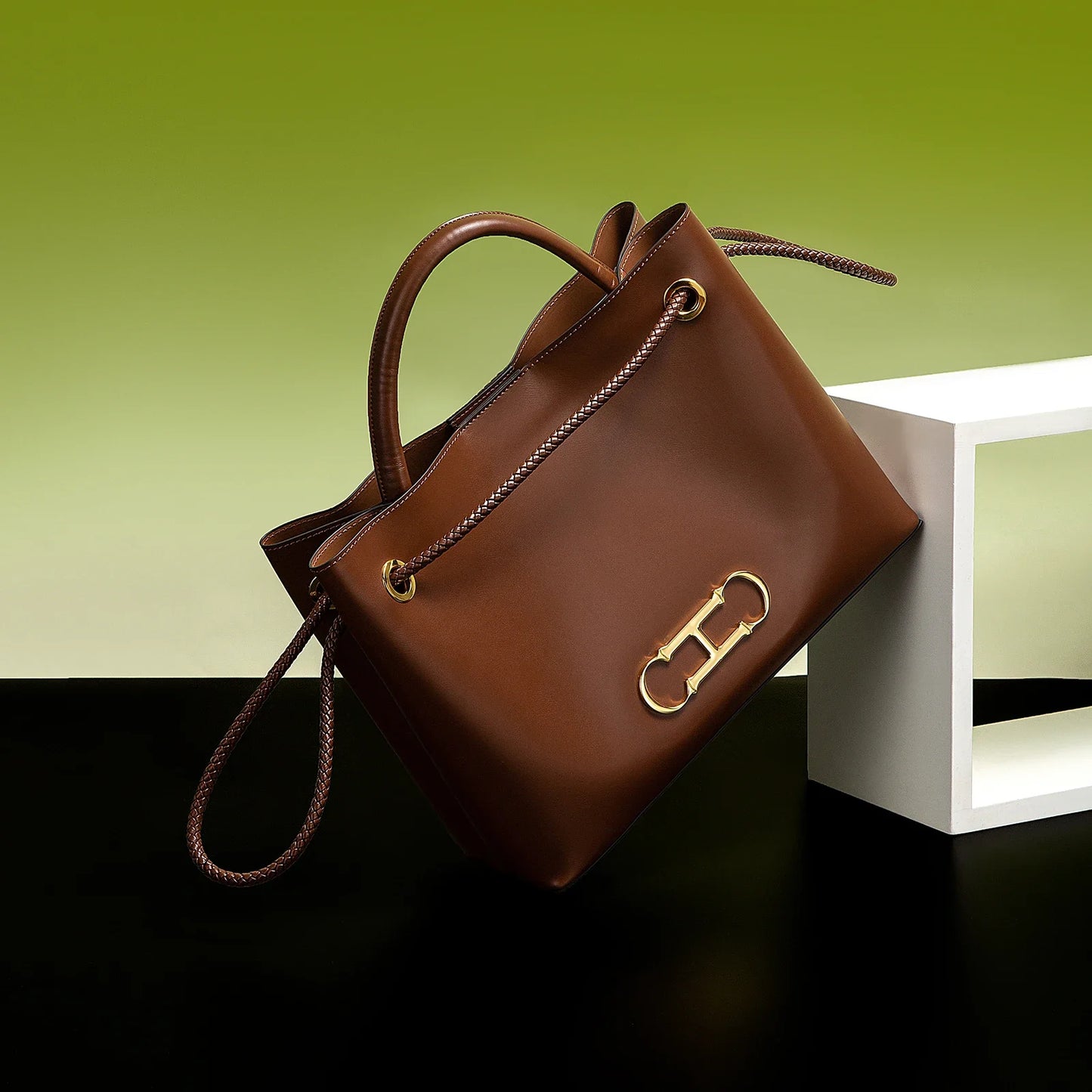 Square Design PU Material Women's Bag Fashion Classic Retro Women's New Solid Color Crossbody Bag