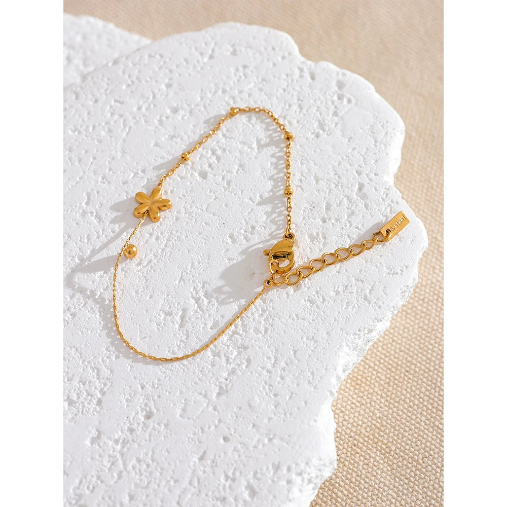 Yhpup New Flower Chain Chic Charm Fashion Bracelet Bangle Golden Stainless Steel Wholesale Jewelry 18K PVD Plated Waterproof