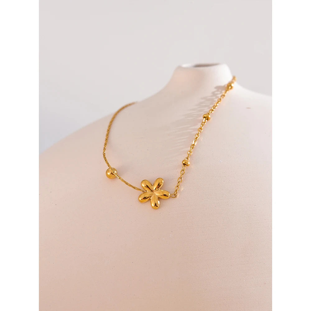 Yhpup New Flower Chain Chic Charm Fashion Bracelet Bangle Golden Stainless Steel Wholesale Jewelry 18K PVD Plated Waterproof