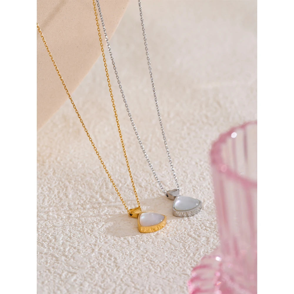 Yhpup Korean Style Natural Thick Shell Chic Pendant Necklace Chain Cross Heart High Quality Women Fashion Jewelry Delicate Gift
