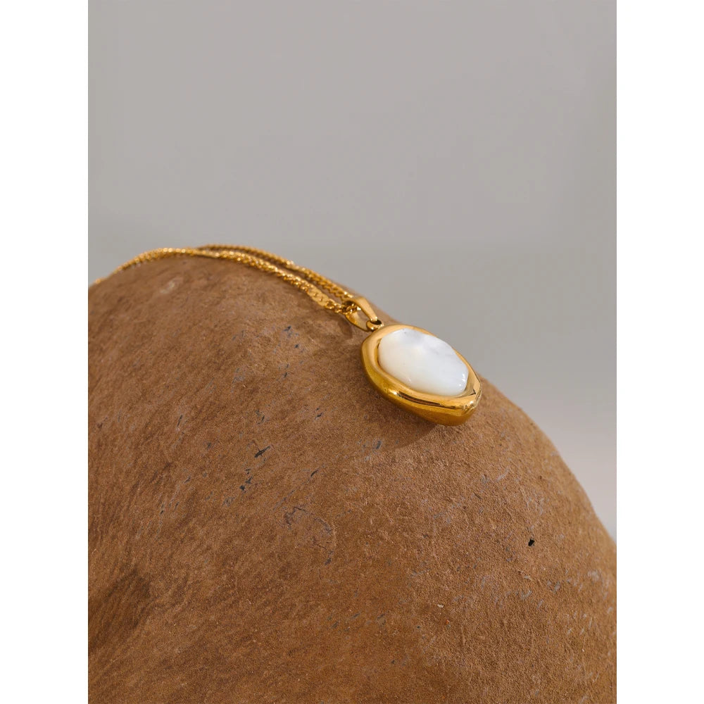Yhpup 316L Stainless Steel Thicker Natural Shell Chic Pendant Necklace 18K Gold Color High Quality Delicate Collar Jewelry Gift