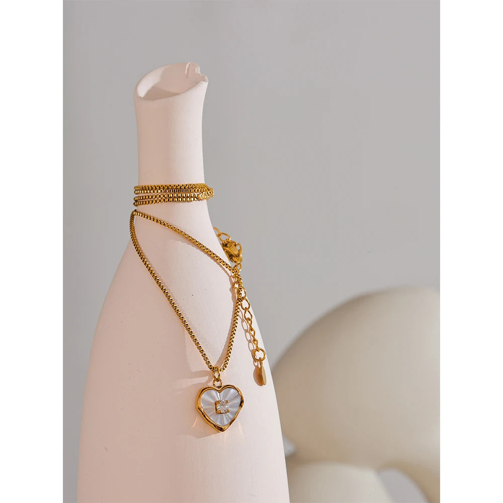 Yhpup Fashion Natural Shell Zircon Heart Love Necklace Chic Pendant Delicate Stainless Steel Stylish Valentine's Jewelry Gift
