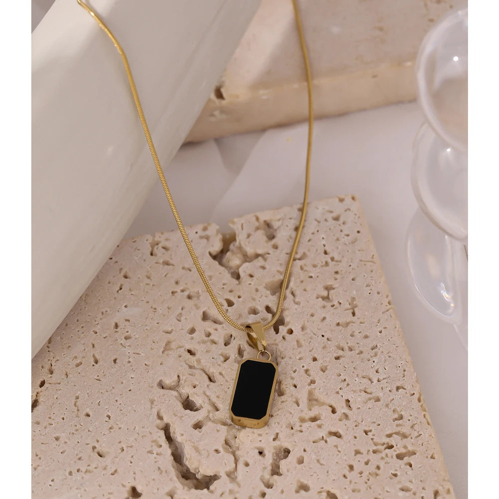 Yhpup Double-Sided Black White Enamel Natural Shell Pendant Necklace for Women Stainless Steel Metal Choker Temperament Gift